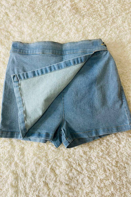 Blue girls asymmetrical hem denim shorts